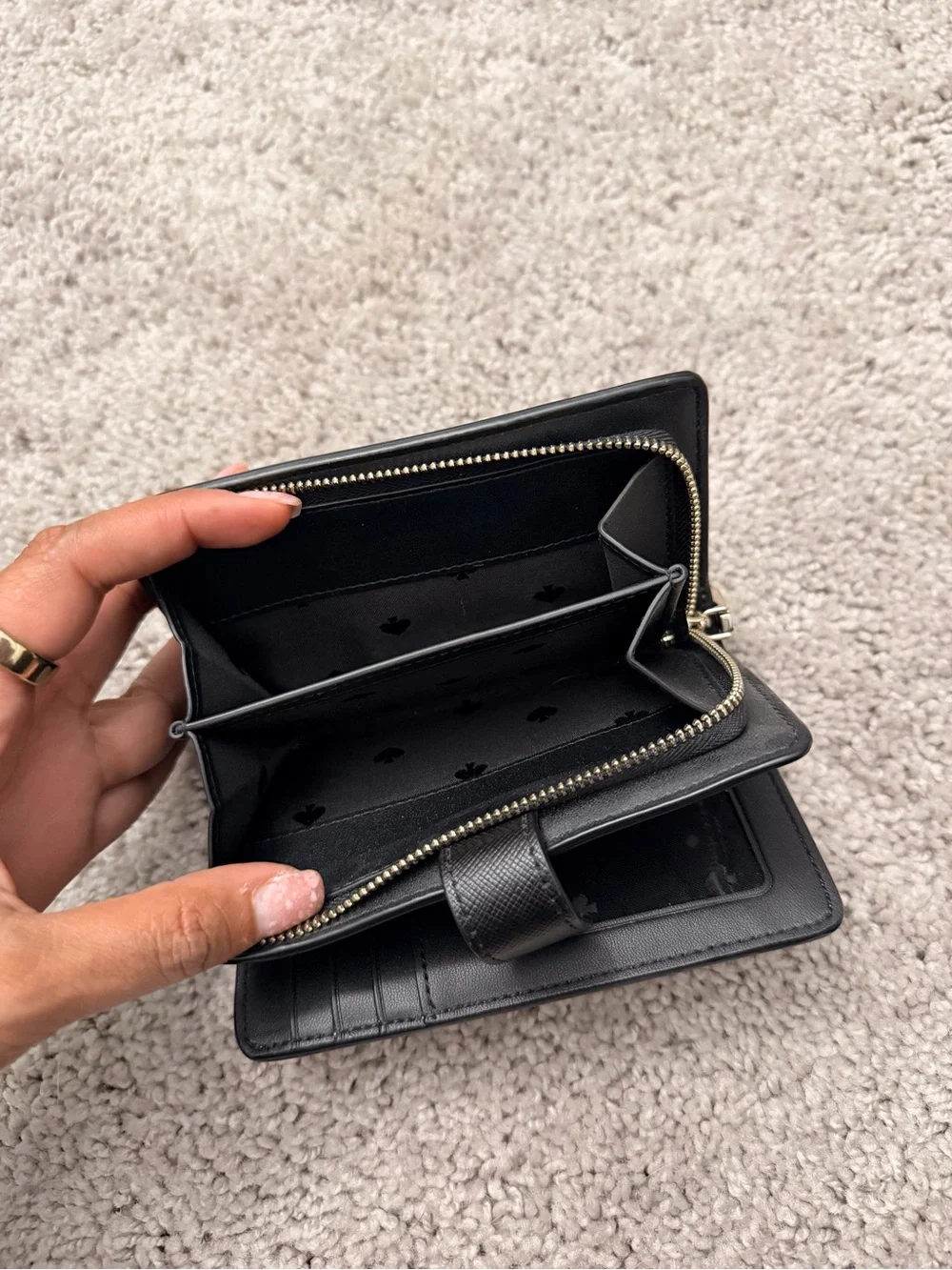 kate spade Two-Tone Black and Beige Zip Wallet - Picture 3 of 6